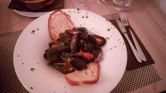 Divino Restaurant & Wine Bar